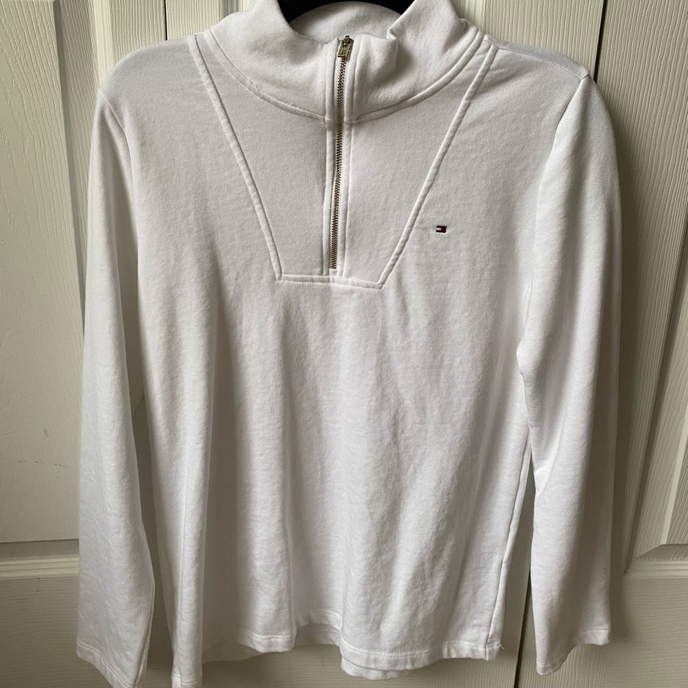 Tommy Hilfiger White Pullover Size Medium